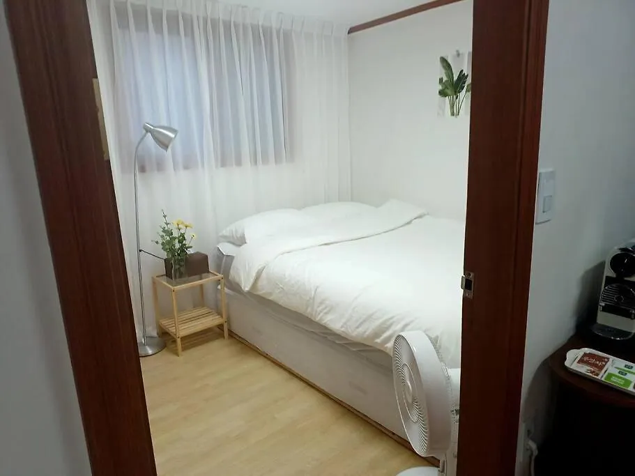June Stay Seul Corea del Sud